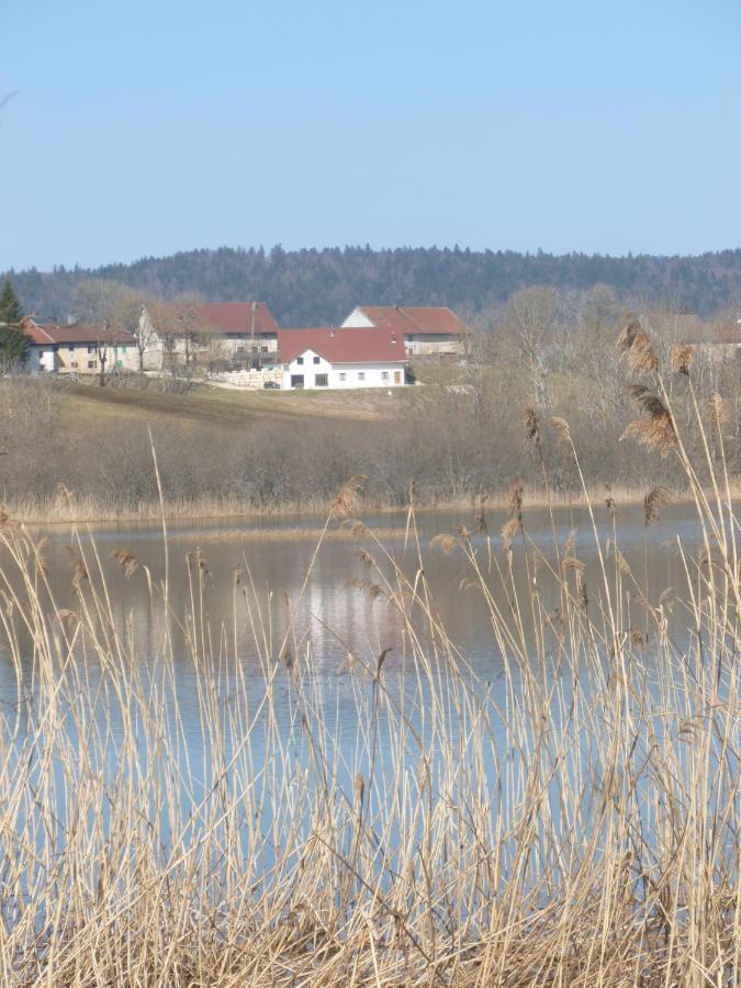 L'Esca'Lac Grande-Riviere Chateau Exterior photo